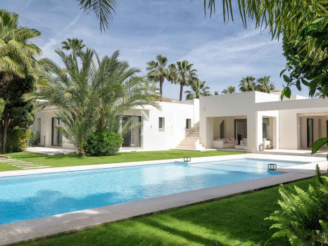 Villa en Urbanización Marbesa completamente renovada muy cerca de la playa en venta