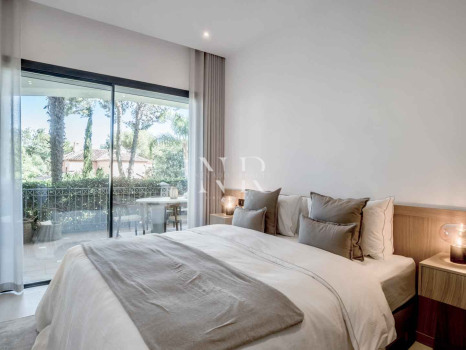 Completely renovated ground floor flat in Altos Reales for sale