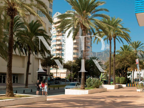 Local Comercial en Marbella Centro frente al mar en venta