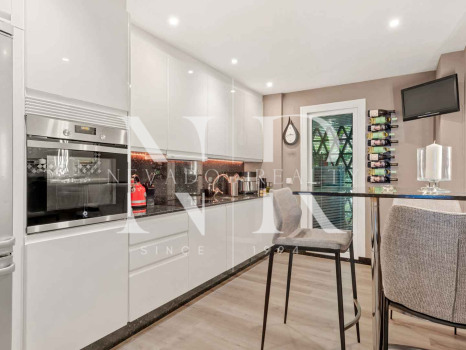 Appartement dans l'urbanisation Cumbres del Rodeo avec vue sur la mer à vendre
