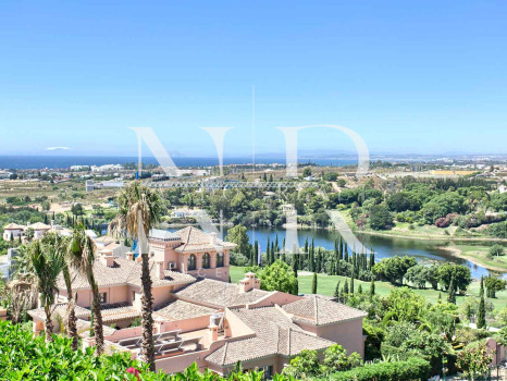 Projet de villa dans l'urbanisation de Los Flamingos Golf avec vue sur la mer à vendre