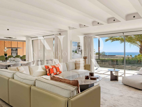 Villa in Nagueles with sea views for sale