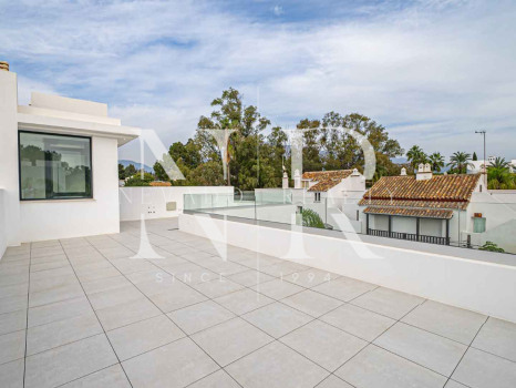 Villa in Rio Verde just a few metres from the beach for sale