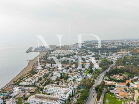 Villa in Rio Verde just a few metres from the beach for sale