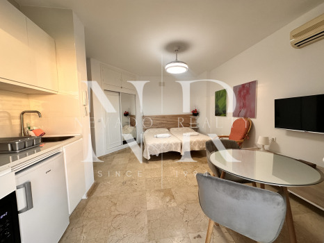 Apartment front sea for short term rent in Marbella centre