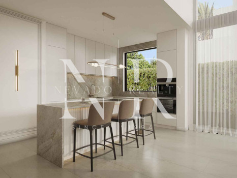 Villa en construcción en Marbella Este junto a la playa en venta