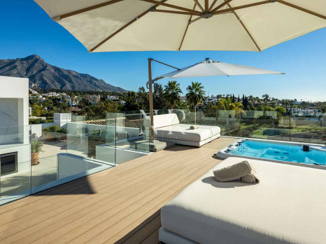 Villa en Las Brisas en primera línea de golf con vistas panorámicas en venta