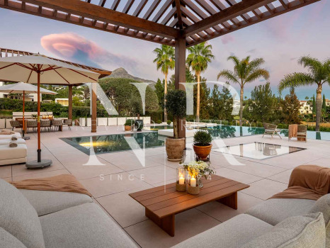 Villa en Las Brisas en primera línea de golf con vistas panorámicas en venta