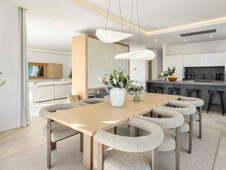 Villa en Las Brisas en primera línea de golf con vistas panorámicas en venta