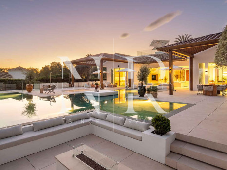 Villa en Las Brisas en primera línea de golf con vistas panorámicas en venta