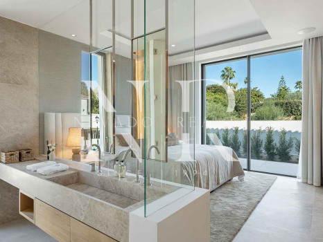 Villa en Las Brisas en primera línea de golf con vistas panorámicas en venta