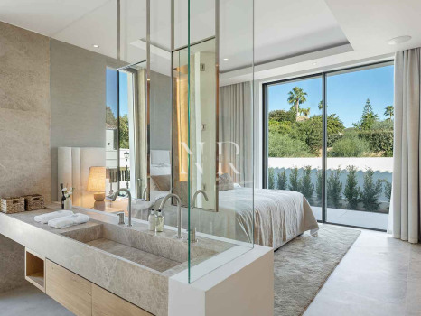 Villa en Las Brisas en primera línea de golf con vistas panorámicas en venta