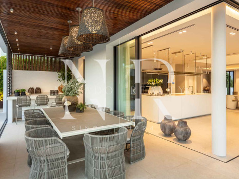 Villa en La Quinta con vistas panorámicas al mar en venta