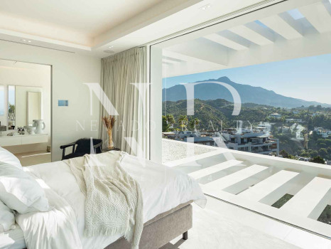 Villa en La Quinta con vistas panorámicas al mar en venta