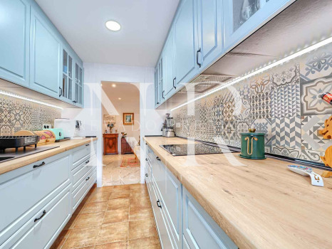 Appartement au rez-de-chaussée dans l'urbanisation Costa Nagueles III avec jardin privé à vendre