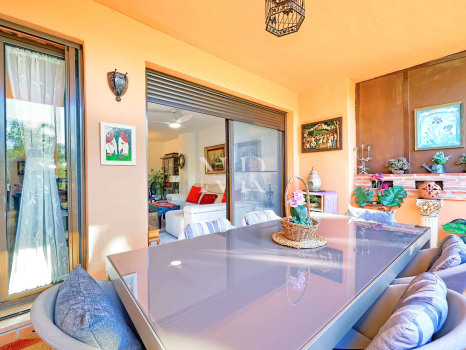 Appartement au rez-de-chaussée dans l'urbanisation Costa Nagueles III avec jardin privé à vendre