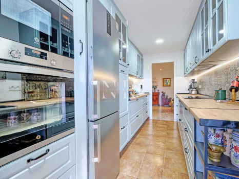 Appartement au rez-de-chaussée dans l'urbanisation Costa Nagueles III avec jardin privé à vendre