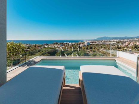 Maison jumelée à Rio Real avec vue sur la mer à vendre