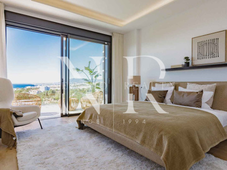 Maison jumelée à Rio Real avec vue sur la mer à vendre