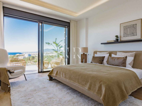 Maison jumelée à Rio Real avec vue sur la mer à vendre