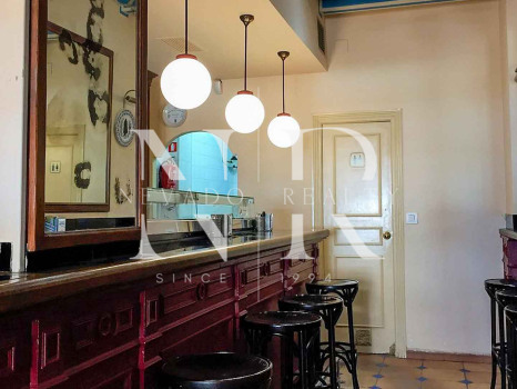 Bar just a stone's throw from Marbella's Paseo Marítimo for sale