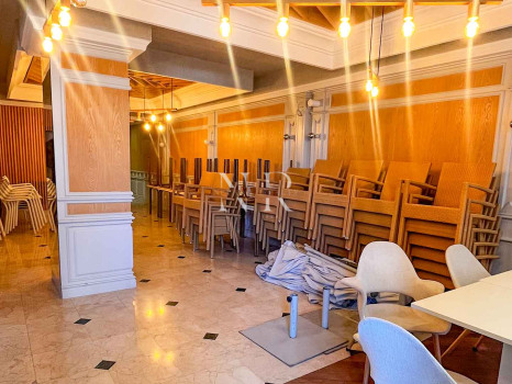 Cafetería a un paso del Paseo Marítimo de Marbella en venta
