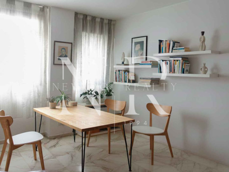 Bureau dans l'Avenida Ricardo Soriano à côté de Milla de Oro à vendre