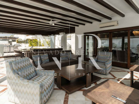 Ático en Urbanización Doncella Beach en primera línea de playa en venta