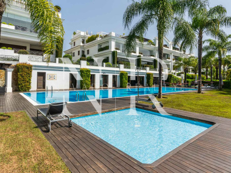 Ático en Urbanización Doncella Beach en primera línea de playa en venta