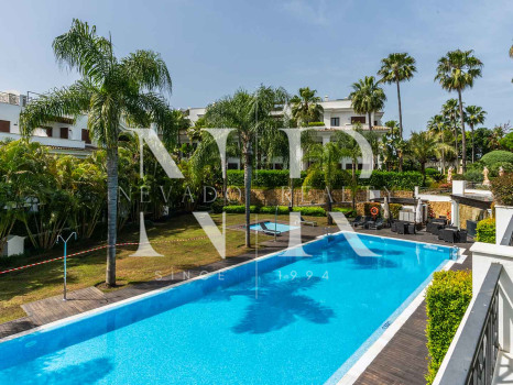 Ático en Urbanización Doncella Beach en primera línea de playa en venta