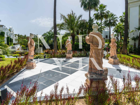 Ático en Urbanización Doncella Beach en primera línea de playa en venta