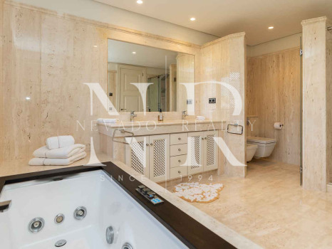 Ático en Urbanización Doncella Beach en primera línea de playa en venta