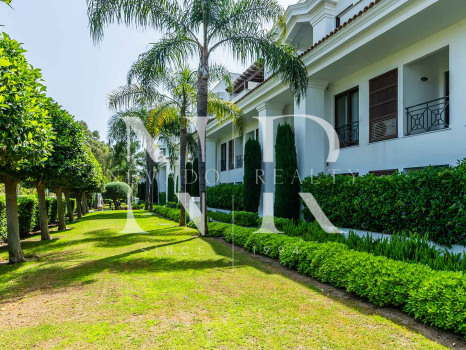 Ático en Urbanización Doncella Beach en primera línea de playa en venta