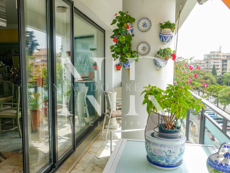 Appartement dans l'Avenida Ricardo Soriano à quelques minutes du Paseo Marítimo à vendre