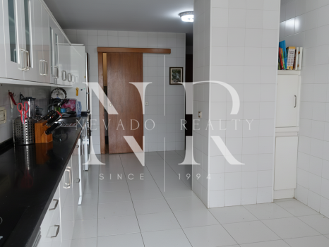 Appartement dans l'Avenida Ricardo Soriano à quelques minutes du Paseo Marítimo à vendre