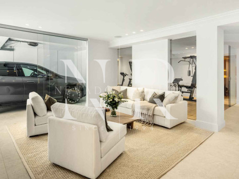 Villa en Nueva Andalucía completamente reformada en venta