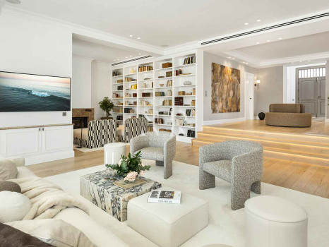 Villa entièrement rénovée à Nueva Andalucía à vendre