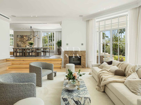 Villa entièrement rénovée à Nueva Andalucía à vendre