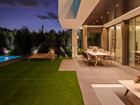 Villa design à vendre dans l'urbanisation Casablanca