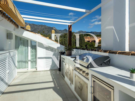 Penthouse entièrement rénové dans l'Urbanisation Costa Nagüeles II à vendre