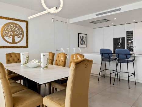 Apartamento en Urbanización Nine Lions con vistas panorámicas en venta