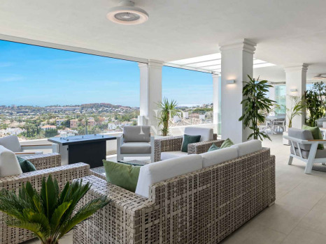 Apartamento en Urbanización Nine Lions con vistas panorámicas en venta