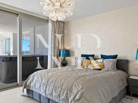 Apartamento en Urbanización Nine Lions con vistas panorámicas en venta