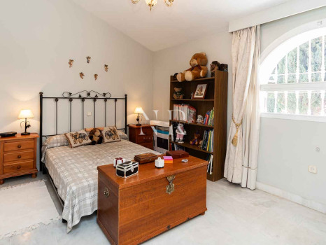 Maison de ville dans l'Urbanisation Camoján Blanco à vendre
