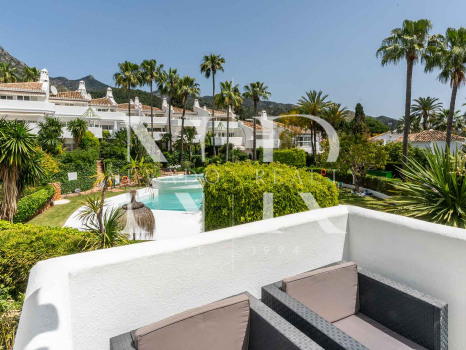 Maison de ville dans l'Urbanisation Camoján Blanco à vendre