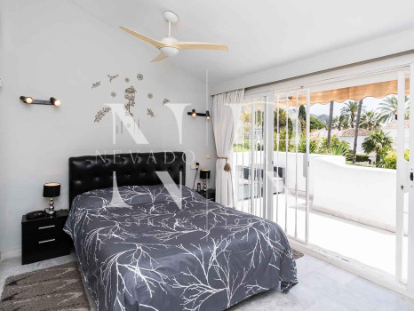 Maison de ville dans l'Urbanisation Camoján Blanco à vendre