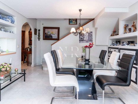 Maison de ville dans l'Urbanisation Camoján Blanco à vendre
