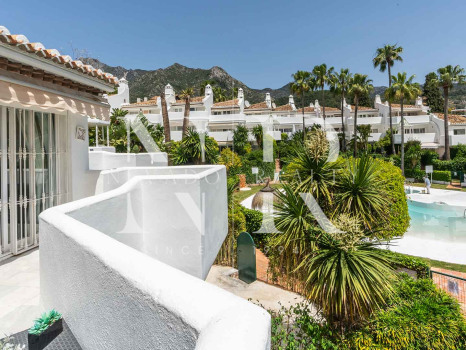 Maison de ville dans l'Urbanisation Camoján Blanco à vendre
