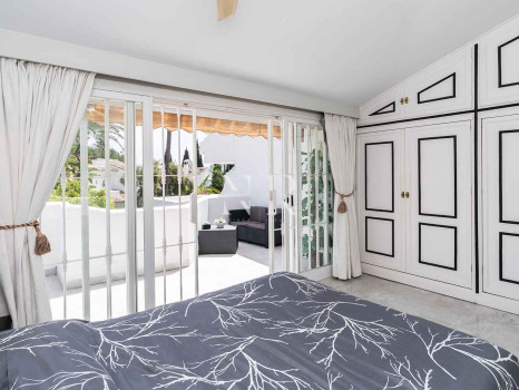 Maison de ville dans l'Urbanisation Camoján Blanco à vendre