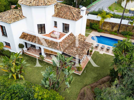 Villa en La Quinta completamente renovada en venta